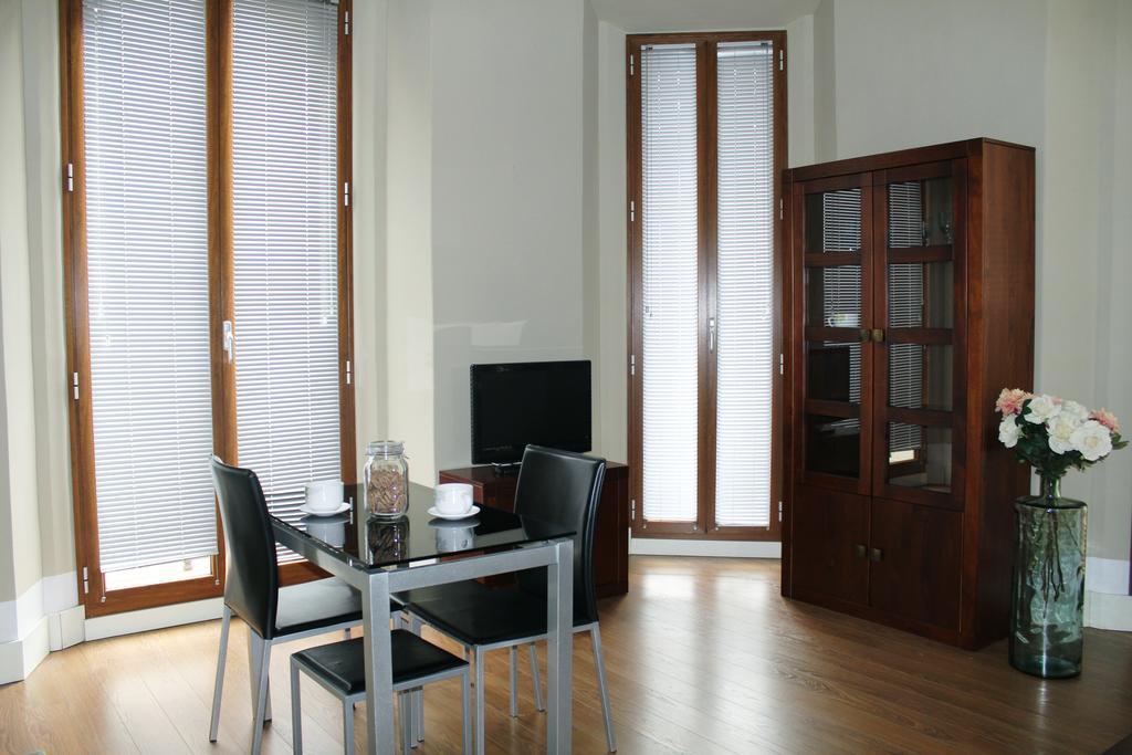 Caesarina Apartment Caceres Exterior photo